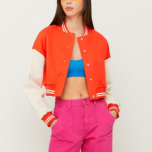 Veste universitaire sur mesure pour femme, de haute qualité, en laine et cuir, broderie vintage, blocs de couleur, boutons-pression, imperméable - Product Image 6