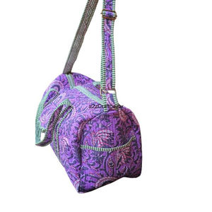 Sac de voyage matelassé vintage 100% coton pur pour femme, imprimé floral indien fait main, léger et grande capacité - Product Image 3