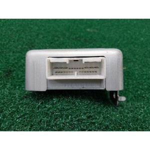 300 ECU y Módulos de Computación Usados 8996033090 - Product Image 3