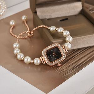 Reloj de pulsera de aleación para estudiantes, nuevo modelo 2026, venta al por mayor de fábrica, reloj cuadrado de cuarzo colorido, resistente al agua, con correa de cadena de perlas - Product Image 2