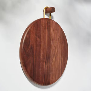 Planche à découper en bois pour la cuisine, antibactérienne, avec rainure pour la poignée, compatible lave-vaisselle, légère, sans danger pour les aliments, avec support en laiton - Product Image 1