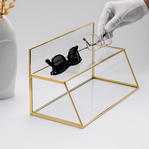 Boîte à bijoux classique en métal et verre, conteneur de rangement décoratif pour souvenirs, organisateur de bibelots transparent avec couvercle à charnière - Product Image 3
