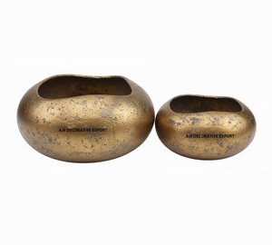 Maceta de Metal Dorada Antigua |   Macetas Artesanales de Estilo Clásico, Ecológicas y Duraderas, Decoración de Jardín y Hogar de Lujo, para Interiores - Product Image 3