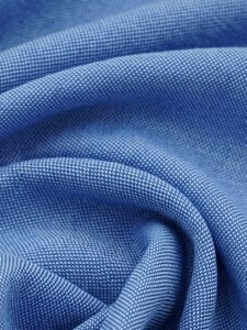 เสื้อเชิ้ตผู้ชายสีฟ้าอ่อน แขนสั้น ผ้าฝ้ายป๊อปลิน ลำลอง ปกคอปก ทรงเข้ารูป สีพื้น ระบายอากาศได้ดี เหมาะสำหรับใส่ในฤดูร้อน - Product Image 4