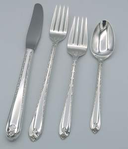 Ensemble de couverts en métal haut de gamme, adapté aux restaurants, aux services de traiteur, aux hôtels et aux cuisines domestiques - Product Image 1