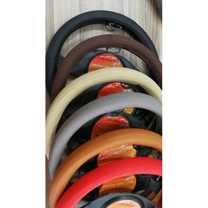 Housse de volant grise universelle adaptée aux voitures, camions et fourgonnettes - Product Image 1
