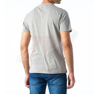 T-shirt gris à manches courtes pour homme avec imprimé cercle bleu et texte gras, col rond décontracté, coupe régulière, 100 % coton jersey respirant - Product Image 3