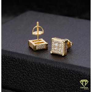 Boucles d'oreilles clous en moissanite carrée brillante en argent sterling 925, bijoux de luxe étincelants pour femmes - Product Image 5