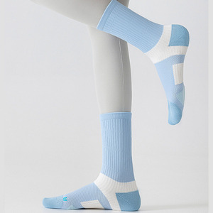 Custom Logo Breathable Crew Sports <b>Socks</b> Cushioned Athletic <b>Socks</b> Quick Dry Knitted <b>Socks</b> for <b>Running</b> Yoga Basketball - Product Image 4