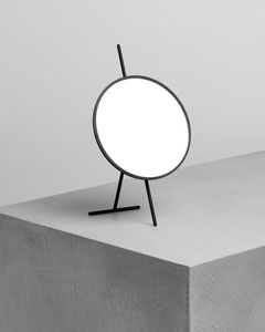 กระจกดีไซน์หรูหรา กระจกแต่งหน้าดีไซน์เนอร์ กระจกตกแต่งฐานหินอ่อน กระจกแต่งหน้าทันสมัย ​​กระจกมินิมอล กระจกสไตล์มินิมอล - Product Image 1