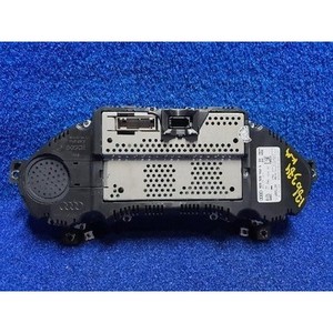 ชุดหน้าปัดเรือนไมล์มือสอง A6 รุ่น 4GB920932S - Product Image 5