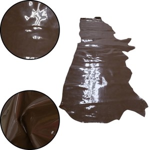 Cuero de vaca genuino duradero de color marrón chocolate oscuro para la fabricación de bolsos, carteras y zapatos, ideal para manualidades y bricolaje. - Product Image 1
