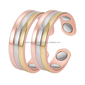 Anillo Magnético de Cobre Tricolor de Primera Calidad, Diseño Abierto Ajustable, Acabado en Oro Rosa, Plata y Oro, Accesorio de Moda Unisex - Product Image 3