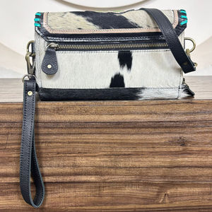 2025 Large Capacity <b>Mini</b> Crossbody & Shoulder Clutch Handbag Floral Tooled Cowhide Leather Embroidery Stylish Trendy Accessories - Product Image 5