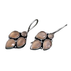 Boucles d'oreilles bohèmes tribales en pierres précieuses en gros |   Boucles d'oreilles pendantes tendance en laiton, vert, bleu, pêche, argent oxydé, faites à la main, bijoux en gros - Product Image 6