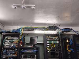 Système de contrôle et de surveillance des centres de données - Passerelle IoT Modbus RTU/RS485/TCP, logiciel SCADA basé sur le cloud |   AT-DCMS - Product Image 2