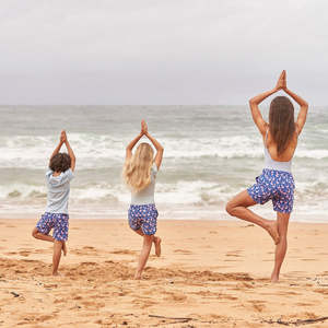 Shorts de bain personnalisés par sublimation, séchage rapide, vêtements de plage, fabricant premium, production en gros - Product Image 4
