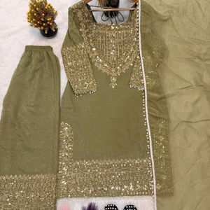 Ensemble Kurta Palazzo Moderne pour Femme en Soie Chiffon Lourde de Luxe Ramdev Trading, Brodé de Sequins 5mm, Séchage Rapide, Toutes Saisons - Product Image 1