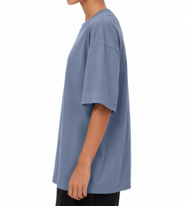 T-shirt en tricot noir surdimensionné pour femmes, épaules tombantes, col rond, coupe ample, manches courtes, couleur unie, à porter toute l'année - Product Image 1