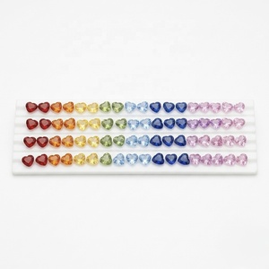 Saphirs naturels taille cœur, pierres précieuses en vrac 4mm et 6mm, couleurs mélangées pour la fabrication de bijoux - Product Image 1