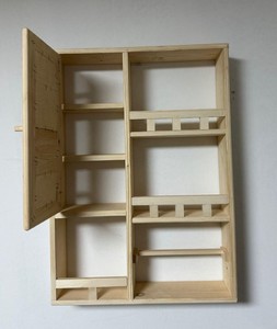 Armoire murale de salle de bain en bois massif avec 7 étagères, rangement gain de place pour serviettes et essentiels, design mi-siècle, utilisation hôtelière - Product Image 5