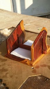 Abdul Royal World Export Porte-boîte à mouchoirs en bois fait main, style vintage, sur pied, pour la maison, les tables à manger et les tables basses - Product Image 1