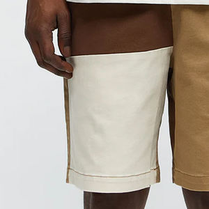 Shorts élégants pour hommes avec design color block, fermeture à cordon réglable, coupe confortable et décontractée, design à prix abordable - Product Image 3