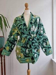 Veste Suzani vert menthe avec broderie multicolore, manteau floral bohème artisanal, vêtements d'extérieur pour femmes - Product Image 4