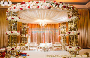 Diseño contemporáneo Metal Vela iluminada Mandap Escenario Boda moderna Jaula Estilo Vela iluminada Mandap Splendid Metal Mandap con velas - Product Image 2