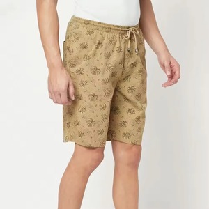 Short de bain pour homme en tissu brossé doux, coupe confortable, taille élastique avec cordon de serrage, impression personnalisée sur toute la surface - Product Image 3