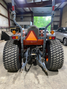 Tracteur L4240HST 2008 – Équipement Premium Prêt à l'Exportation, Robuste, Approvisionnement en Gros - Product Image 4