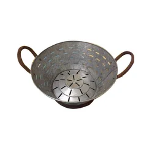 Incinérateur de jardin en bronze avec couvercle en forme de cheminée, disponible à prix de gros. - Product Image 2