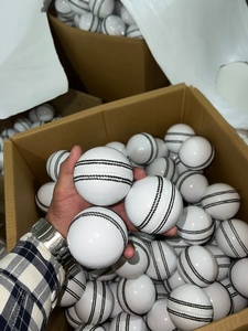 ลูกคริกเก็ตสีขาวดำ ขนาดสำหรับผู้ชาย ผู้หญิง และเยาวชน - Product Image 4