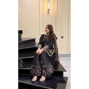Hermoso Salwar Kameez de Seda para Fiestas, Talla XL, Top y Pantalones Plazzo con Dupatta, Elegante Ropa de Fiesta - Product Image 2