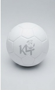 Ballon de football KLTW INT'L, couleur unie, logo classique, design classique, vessie en caoutchouc, léger, haute rétention d'air, équipement d'entraînement - Product Image 2