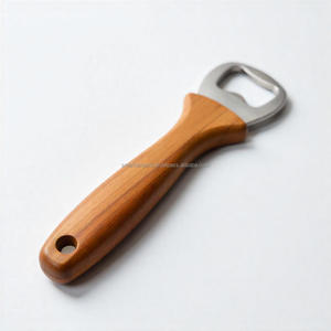 Abridor de Botellas de Acero Inoxidable de Alta Calidad con Mango de Madera, Ligero, Portátil, Duradero, Diseño Moderno, Herramienta de Bar Hecha a Mano, Fácil de Usar - Product Image 2
