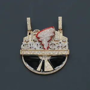 Embarquez pour un voyage urbain avec notre pendentif hip hop en argent sterling 925 fabriqué sur mesure avec diamant de laboratoire avec clarté vvs