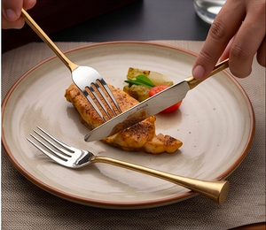 Ensemble de couverts en acier inoxydable doré à deux tons avec manche plaqué or PVD, parfait pour les mariages, les fêtes et les restaurants - Product Image 6