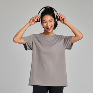 Camisetas al por mayor para mujer, tops informales, ropa deportiva transpirable, camisetas holgadas de jersey liso para chicas, estilo urbano con logo. - Product Image 5