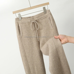 Pantalon de jogging personnalisé pour homme en toile délavée pour la course et l'entraînement - Product Image 4