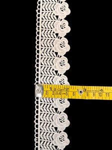 Ribete de encaje floral de poliéster blanco de alta calidad – Cinta bordada vintage con rosas y hojas para coser, ribetes de prendas - Product Image 5