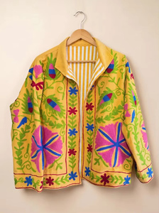 Chaqueta Bomber Suzani Verde Menta Hecha a Mano MONIT MARKETING, Bordada a Mano con Diseño Floral Boho, 100% Algodón, Otoño/Invierno - Product Image 1
