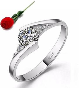 Bague en moissanite écologique, pierre précieuse étincelante pour fiançailles, mariage, anniversaire et occasions romantiques, disponible à la vente - Product Image 3