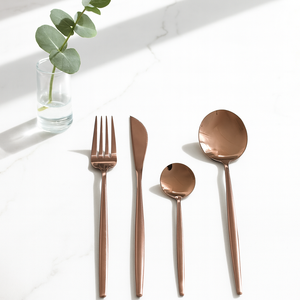 ชุดเครื่องครัวสไตล์นอร์ดิกสมัยใหม่ ดีไซน์เรียบหรู ด้ามจับบางเฉียบ ผลิตจากสแตนเลสสตีล เป็นมิตรต่อสิ่งแวดล้อม - Product Image 1