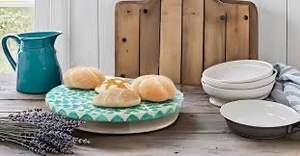 Plateau tournant Lazy Susan à double niveau de style vintage fait main pour le rangement des épices, aux couleurs magnifiques - Product Image 1