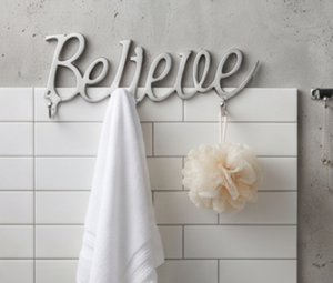 Ganchos Colgantes de Diseño Moderno, Acabado Gris Pulido Metálico, Perfectos para Decoración y Almacenamiento con Estilo en el Hogar - Product Image 3