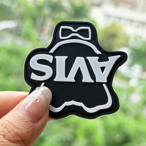 Patch en silicone 3D en relief |   Logo de marque en relief durable pour vêtements et équipements tactiques |   Fournisseur professionnel OEM - Product Image 4