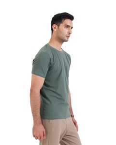 T-shirts personnalisés pour hommes de qualité supérieure et classiques T-shirts de streetwear unis à manches courtes en gros pour les meilleurs t-shirts pour hommes pour les commandes en gros - Product Image 4