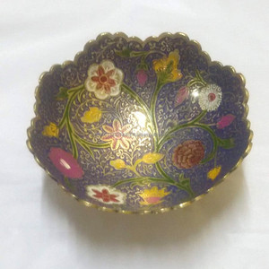 ชามเสิร์ฟทำจากทองเหลืองลายนูนหรูหราขนาดเล็กสำหรับใช้ในบ้านโรงแรมร้านอาหารชามโลหะสำหรับงานเลี้ยง - Product Image 3