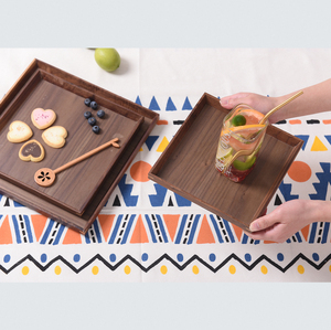 Plateau de service en bois rustique de style farmhouse avec poignées, fait main, décoratif, pour servir les aliments dans la cuisine - Product Image 4